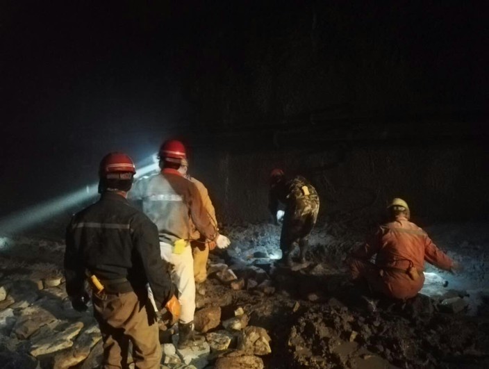 礦建三公司凝聚力量 踐行講話(huà)精神在行動(dòng)