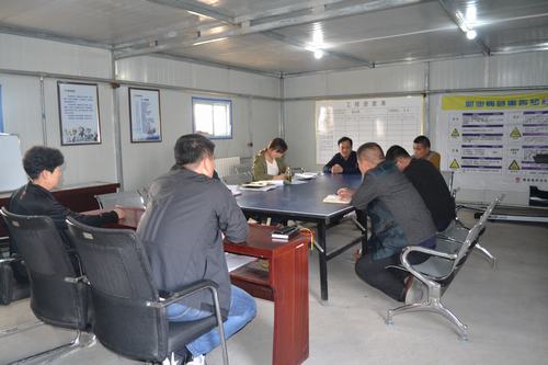 “雙節(jié)”前夕，“三送”到基層