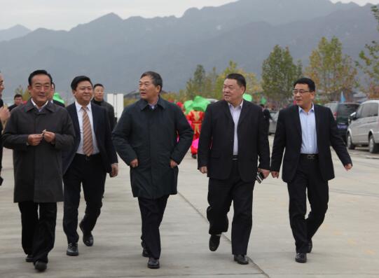 建設(shè)集團(tuán)承建的草堂健康養(yǎng)老示范園項目舉行開工儀式