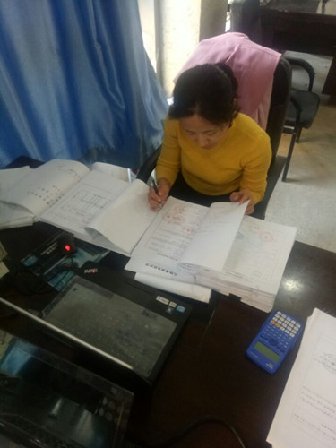 天工公司土建十一部羊頭鎮(zhèn)安置小區(qū)工程決算、資料整編進(jìn)入倒計(jì)時(shí)