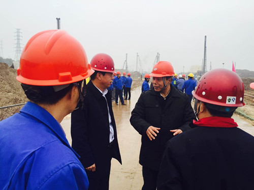 渭化集團董事長郭建功一行蒞臨天工公司渭化彬州30萬噸煤制乙二醇項目工地檢查指導(dǎo)工作