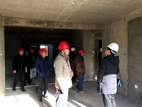 天工公司土建四部神木新村神南華府27、28#樓順利通過(guò)竣工驗(yàn)收