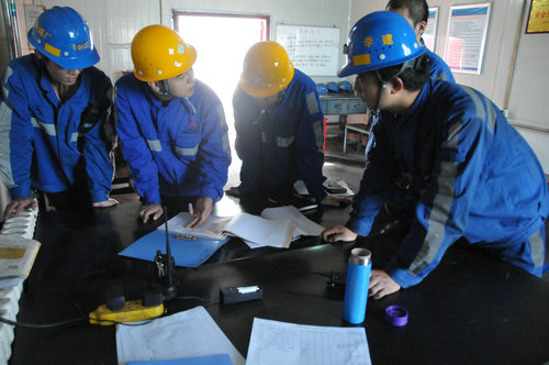 聚力搏“寒冬” 奮進(jìn)勇爭鋒