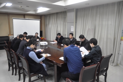 路橋分公司上下積極傳達(dá)建設(shè)集團(tuán)兩個(gè)會議精神