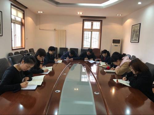 銅煤公司掀起學(xué)習(xí)財務(wù)知識的熱潮