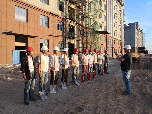 陜煤建設(shè)澄合分公司基層單位扎實開展應(yīng)急演練助力“安全生產(chǎn)月”活動