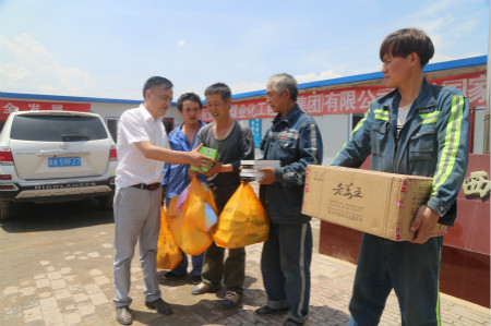 陜煤建設(shè)機電安裝公司啟動“送清涼、查隱患、保安康”活動