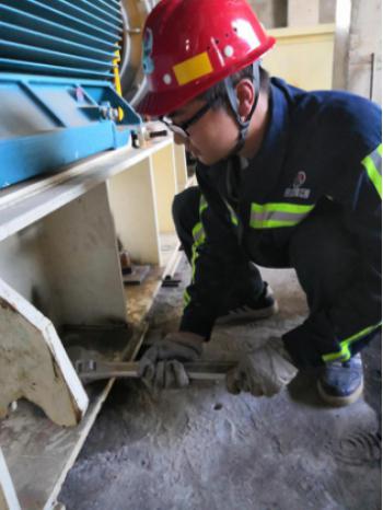 中秋佳節(jié)，我們在工地