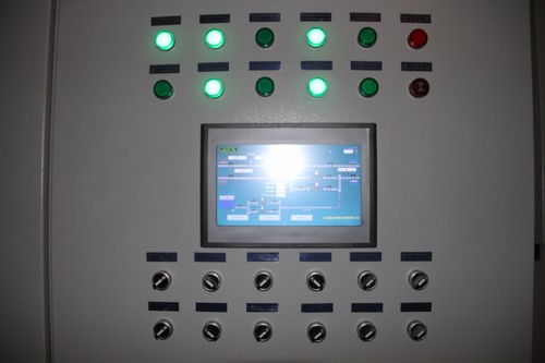 陜煤建設(shè)銅煤公司全力以赴實(shí)現(xiàn)銅煤1#、2#住宅小區(qū)正常供暖