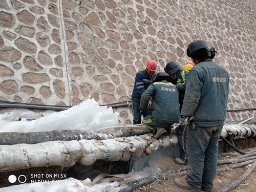 陜煤建設(shè)機(jī)電安裝公司完成冶坪臨時(shí)供水管路搶修