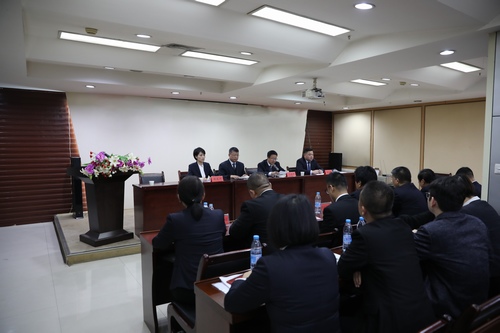 路橋分公司召開“講、敢、改”專題教育和違規(guī)收送禮金專項整治再動員會