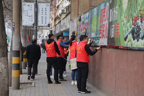 學(xué)雷鋒，青年在行動(dòng)