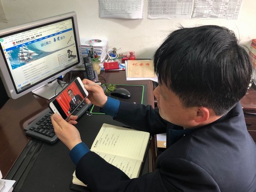 陜煤建設(shè)銅煤公司黨員干部學(xué)習(xí)并熱議全國(guó)“兩會(huì)”