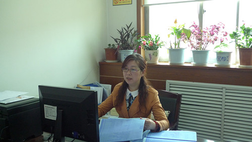 安裝戰(zhàn)線上的“鏗鏘玫瑰”