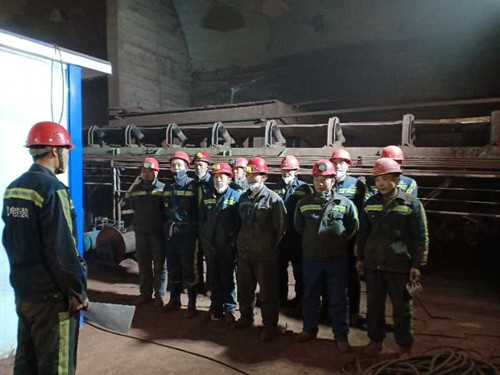 把工程交給你們，我們放心