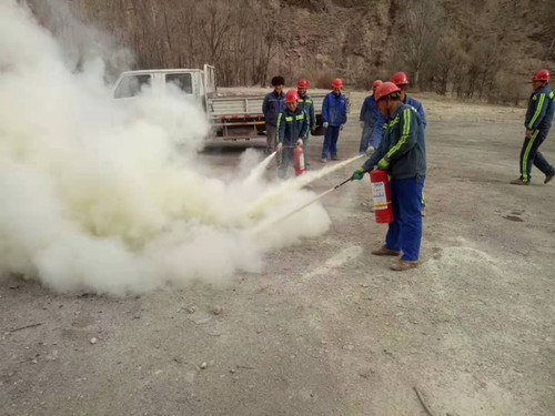 陜煤建設(shè)機(jī)電安裝公司：消防大檢查，我們在行動