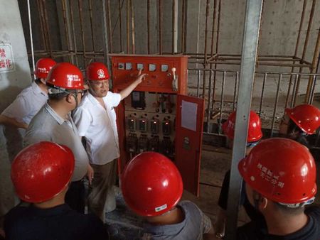 陜煤建設(shè)天工公司：現(xiàn)場互動+座談交流=夯實員工實力