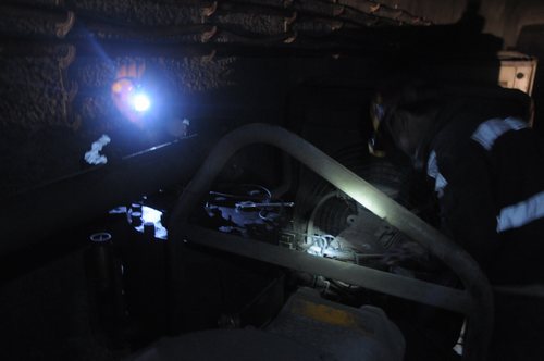 陜煤建設掘進公司：北翼1-2煤膠運大巷順利開工