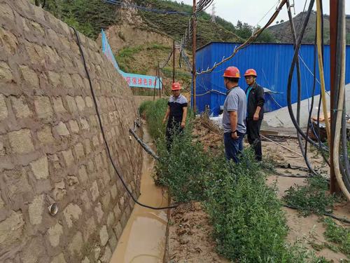 陜煤建設(shè)礦建二公司車(chē)村項(xiàng)目部經(jīng)受雷暴天氣考驗(yàn)