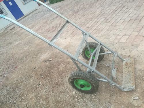 氣瓶“搬運(yùn)工”