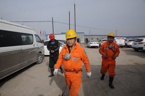 陜煤建設(shè)掘進公司:設(shè)備定期“體檢”嚴防小病變大病