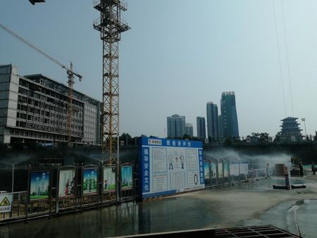 陜煤建設(shè)天工公司前沿施工“環(huán)?！痹谛袆?dòng)