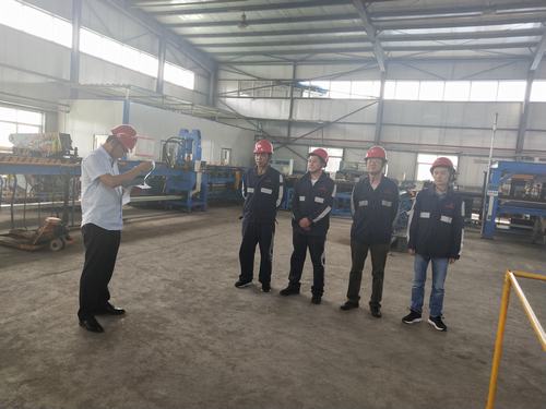 陜煤建設(shè)洗選煤運營公司礦山支護材料加工廠:全力鋪好人才發(fā)展“快車道”