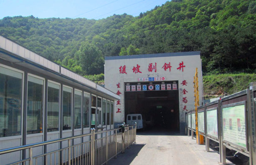 礦建三公司雙龍煤礦108切眼掘進(jìn)工程提前完工