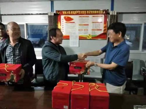 礦建二公司：月滿中秋，情暖人心