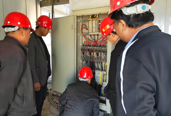 榆林地區(qū)曹家灘項目部打響陜煤建設(shè)礦建三公司“冬季三防”第一戰(zhàn)