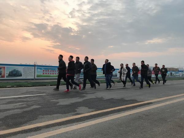 讓我們一起打造培養(yǎng)團(tuán)隊(duì)狼文化！