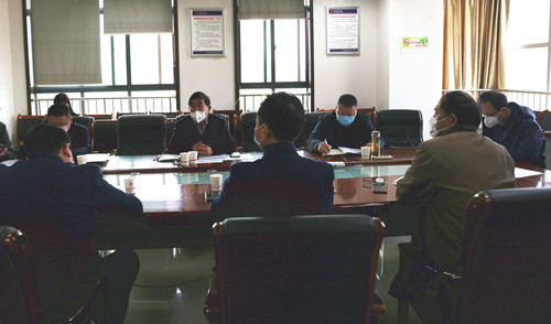 寧興剛督導(dǎo)檢查基層單位疫情防控與復(fù)工工作