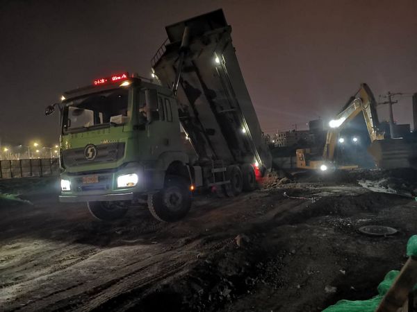 天工公司防疫復(fù)工正當(dāng)時(shí)  現(xiàn)場施工忙不停