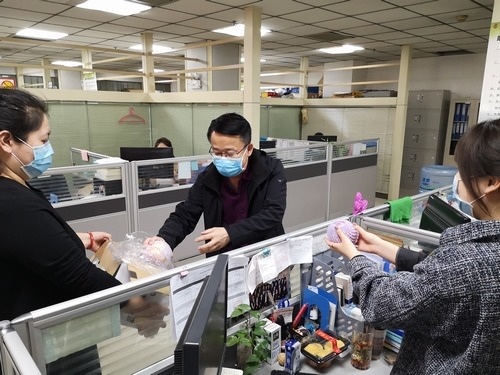 “蘋蘋”安安，陜煤建設(shè)路橋分公司戰(zhàn)“疫”有溫度