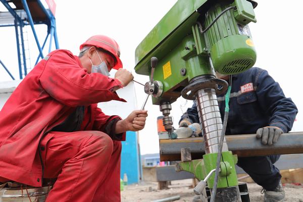 陜煤建設(shè)礦建二公司：內(nèi)練素質(zhì)外樹形象打造掘進(jìn)鐵軍隊伍