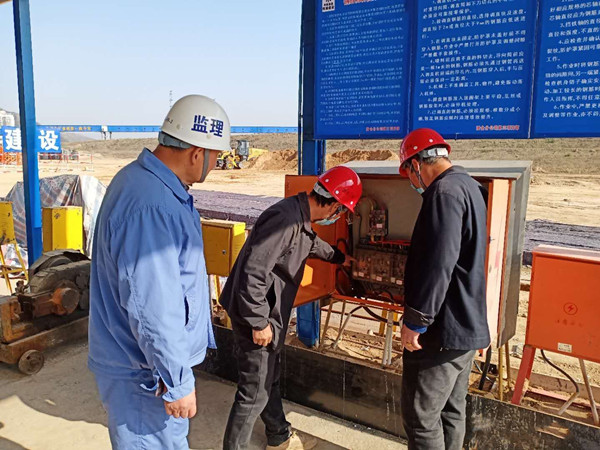 陜煤建設(shè)澄合分公司各單位率先行動加強(qiáng)安全用電治理