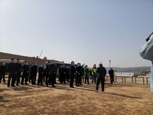 彬州市委書記鐘偉蒞臨銀西高鐵彬州東站前廣場項目觀摩指導(dǎo)工作