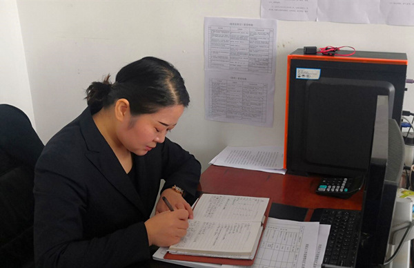 陜煤建設(shè)礦建三公司:崗位職責(zé)“上墻 ” 責(zé)任牢記心中