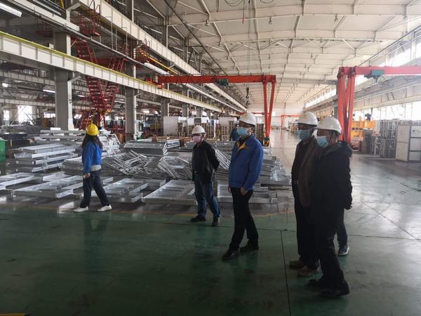 陜煤建設(shè)設(shè)備租賃中心多方聯(lián)動(dòng)提速?gòu)?fù)產(chǎn)復(fù)工