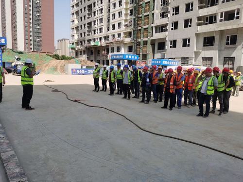 陜煤建設(shè)銅煤公司第十五項目部舉辦“迎五一、抓安全、保質(zhì)量、趕進(jìn)度”趣味活動