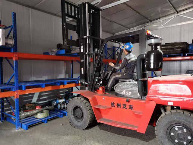 陜煤建設(shè)洗選煤運(yùn)營(yíng)公司紅柳林洗煤廠項(xiàng)目部：庫(kù)房大升級(jí) 工作提效率