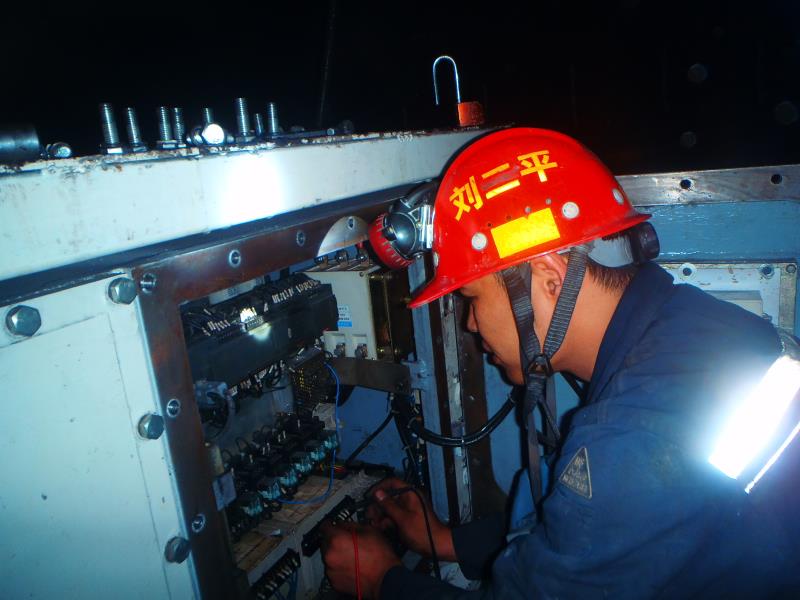 陜煤建設(shè)掘進(jìn)公司：1207米！一機(jī)雙巷掘進(jìn)再創(chuàng)佳績