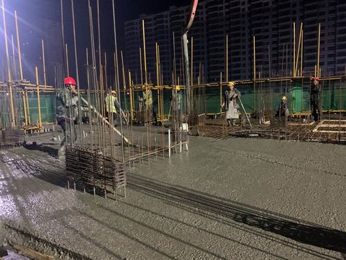 陜煤建設銅煤公司第一項目部金地華府項目大干熱潮迎風起，攻堅克難戰(zhàn)鼓擂