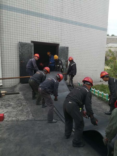 陜煤建設天工公司安裝運營項目部順利完成合陽公司動篩車間201原煤皮帶更換