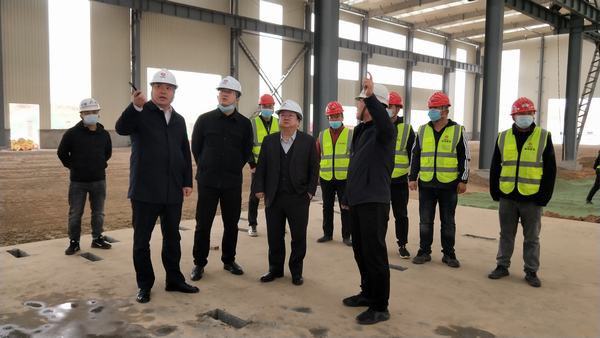 榆林城投集團黨委書記、董事長、總經理郝君一行深入陜煤建設榆林公司杭蕭綠色鋼結構產業(yè)制造基地項目檢查指導工作