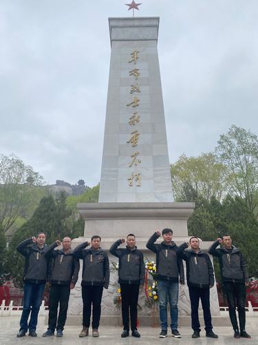 陜煤建設(shè)銅煤公司第十六項(xiàng)目部黨支部開(kāi)展“解讀紅色記憶，汲取紅色力量，勇?lián)鷷r(shí)代使命”主題黨日活動(dòng)