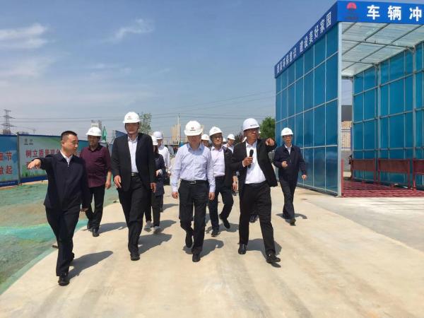 渭南市人大常委會副主任郭永峰一行深入陜煤建設(shè)韓城分公司黃河國際汽車博覽園項目調(diào)研指導(dǎo)工作 渭南市人大常委會副主任郭永峰一行深入陜煤建設(shè)韓城分公司黃河國際汽車博覽園項目調(diào)研指導(dǎo)工作