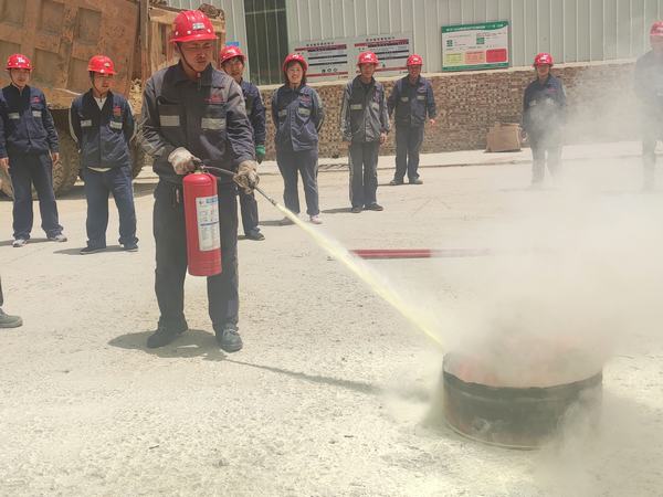 陜煤建設洗選煤運營公司銅川制沙運營項目部：消防演練促安全，防火意識記心間
