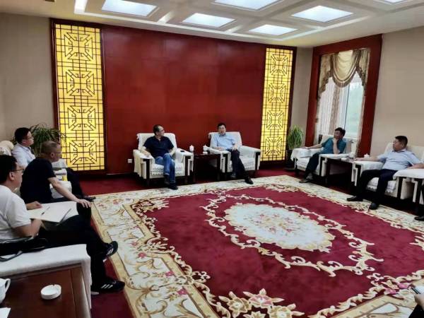 陜煤建設(shè)集團(tuán)攜中化礦山總局與準(zhǔn)格爾旗人民政府開(kāi)展合作交流洽談