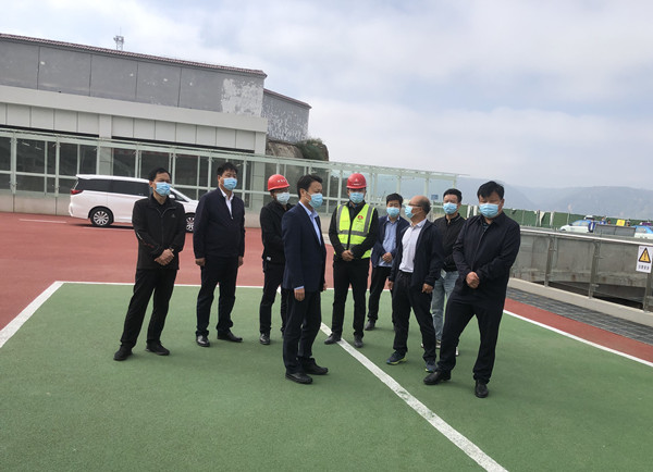 彬州市市長陳加寶、副市長馮永勝蒞臨銀西高鐵彬州站前廣場項目調(diào)研指導(dǎo)